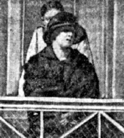Mme Fortineau, lors de son procès