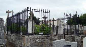 Sépulture de Marie Anne Victoire Mourain de La Barbelais dans le cimetière de St-Gilles sur Vie